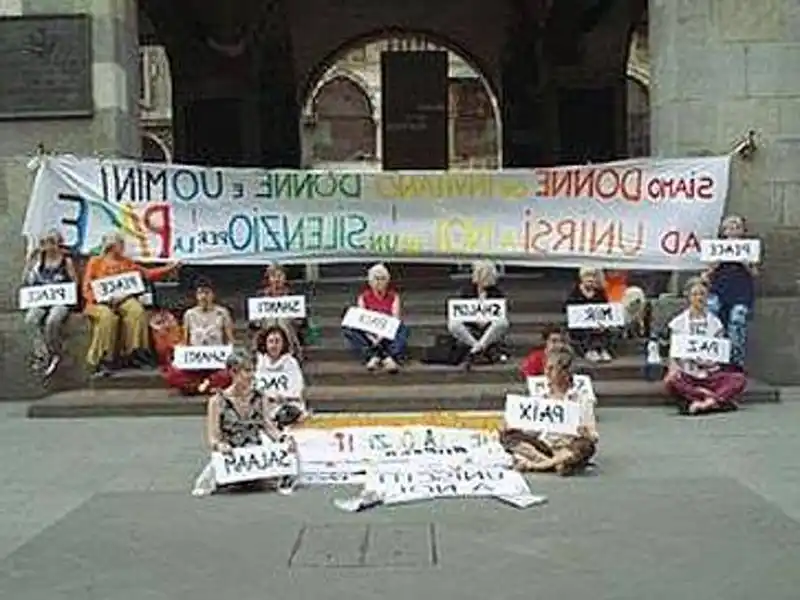 Silenzio e serenità: l'orario delle preghiere a Milano offre momenti di pace e riflessione nella frenesia della città.