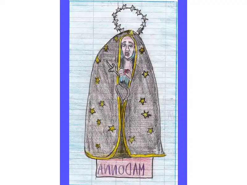Celebrazione religiosa in memoria della nonna: unione di fede e affetto durante il rito funebre.