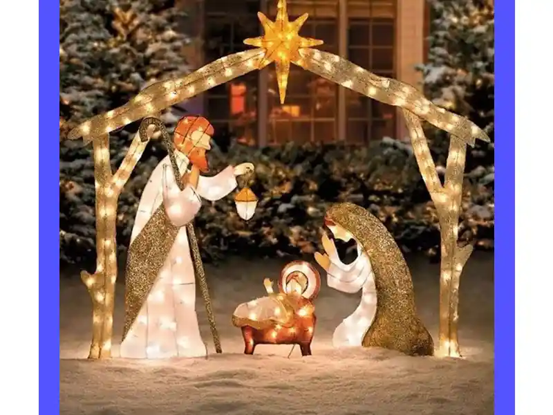 Immagine di una famiglia felice riunita intorno a un presepe illuminato, con candele e decorazioni natalizie, simboleggiano il calore e la gioia della nascita di Gesù. Festeggia il Natale in modo speciale con queste idee uniche e significative.